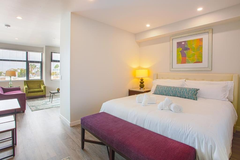 One Bedroom Apartment With San Diego Downtown View Exterior photo